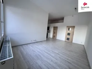 Pronájem bytu 2+kk, Meziboří, nám. 8. května, 54 m2