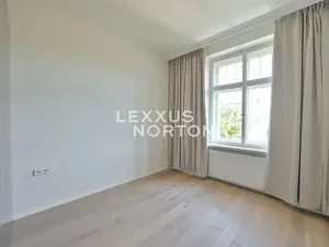 Pronájem bytu 3+kk, Praha - Vinohrady, náměstí Jiřího z Poděbrad, 138 m2