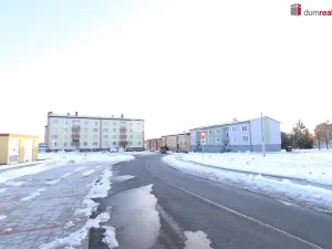 Prodej bytu 1+1, Chodová Planá, sídliště Lučina, 37 m2