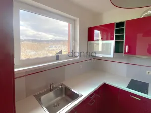 Pronájem bytu 2+1, Praha, Nademlejnská, 39 m2