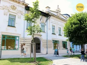 Pronájem obchodního prostoru, Žďár nad Sázavou, nám. Republiky, 56 m2