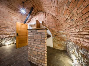Prodej vinného sklepa, Domanín, 150 m2