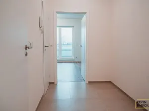 Pronájem bytu 1+kk, Brno, Kumpoštova, 30 m2
