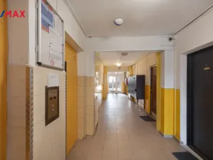 Prodej bytu 2+kk, Bílina - Pražské Předměstí, Bezejmenná, 48 m2