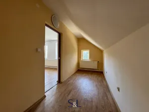 Pronájem bytu 4+1, Nový Bor, 75 m2