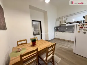 Pronájem bytu 1+1, Praha - Žižkov, Husitská, 42 m2