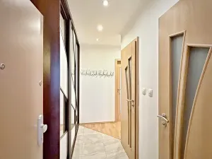 Prodej bytu 2+kk, Praha - Bohnice, Poznaňská, 43 m2
