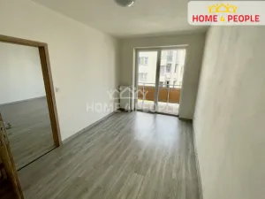 Pronájem bytu 2+kk, Velký Osek, U hřiště, 69 m2