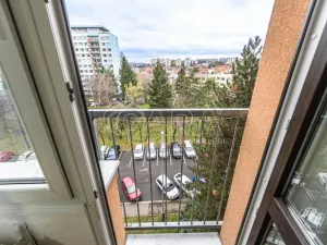 Pronájem bytu 2+kk, Praha - Kobylisy, Kaňkovského, 43 m2