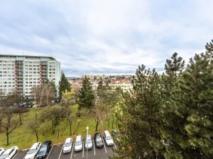 Pronájem bytu 2+kk, Praha - Kobylisy, Kaňkovského, 43 m2