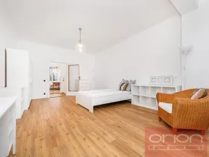 Pronájem bytu 2+1, Praha - Vokovice, Kladenská, 80 m2