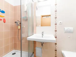Pronájem bytu 2+kk, Praha - Libeň, Na Dědince, 41 m2