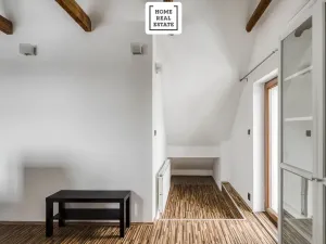 Pronájem ubytování, Praha - Dolní Měcholupy, U svornosti, 117 m2