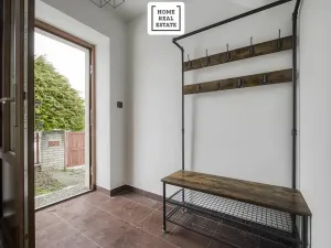 Pronájem apartmánu, Praha - Dolní Měcholupy, U svornosti, 117 m2