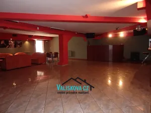 Prodej restaurace, Kroměříž - Vážany, 831 m2