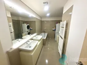 Pronájem bytu 3+kk, České Budějovice, Na Zlaté stoce, 77 m2