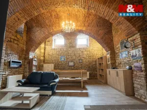 Prodej komerční nemovitosti, Kroměříž, Tovačovského, 106 m2