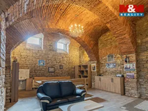 Prodej komerční nemovitosti, Kroměříž, Tovačovského, 106 m2