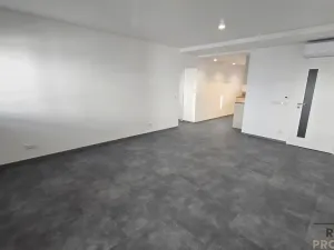 Pronájem bytu 3+kk, Znojmo, Třešňová, 85 m2