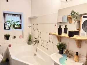 Prodej bytu 2+1, Chvalovice, 78 m2