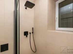 Prodej bytu 3+kk, Praha - Holešovice, Osadní, 82 m2