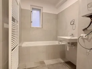 Pronájem bytu 3+1, Olomouc, Dolní náměstí, 82 m2