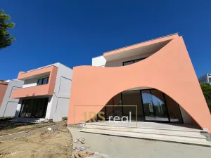 Prodej rodinného domu, Gjiri I Lalezit, Albánie, 237 m2