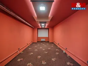 Pronájem obchodního prostoru, Rožnov pod Radhoštěm, Meziříčská, 180 m2