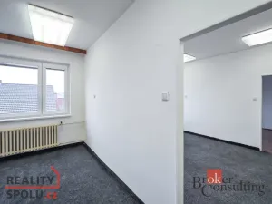 Pronájem kanceláře, Pardubice - Zelené Předměstí, V Ráji, 740 m2
