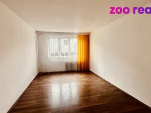 Pronájem bytu 3+1, České Budějovice, Brožíkova, 74 m2