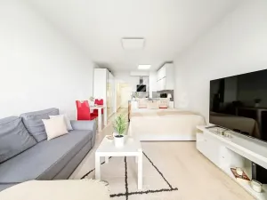 Prodej bytu 1+kk, Praha - Letňany, Kadečkové, 35 m2