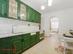 Prodej bytu 3+1, Pardubice - Zelené Předměstí, Sladkovského, 76 m2