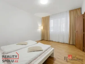 Prodej bytu 3+1, Pardubice - Zelené Předměstí, Sladkovského, 76 m2