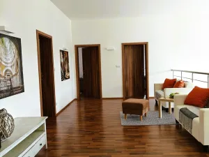 Prodej rodinného domu, Nová Role - Mezirolí, 350 m2