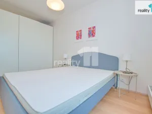 Pronájem bytu 2+kk, Liberec - Liberec III-Jeřáb, Kladenská, 57 m2