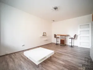 Pronájem bytu 2+1, Ostrava - Poruba, Zdeňka Štěpánka, 52 m2