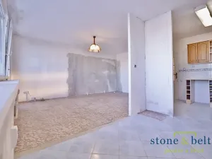 Prodej bytu 3+1, Praha - Stodůlky, U jezera, 82 m2