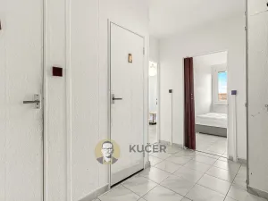 Pronájem bytu 2+kk, Kralupy nad Vltavou, sídl. U Cukrovaru, 42 m2