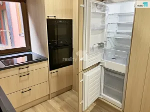 Pronájem bytu 3+1, Plzeň - Severní Předměstí, Lochotínská, 65 m2