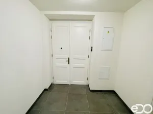 Pronájem bytu 1+kk, Praha - Smíchov, Svornosti, 31 m2