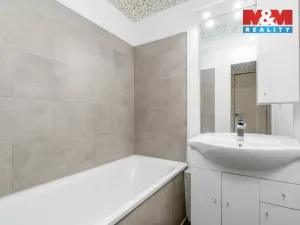 Prodej bytu 3+1, Ústí nad Labem - Neštěmice, Seifertova, 81 m2