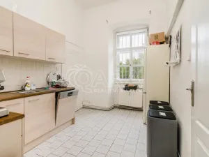 Pronájem kanceláře, Praha - Záběhlice, Za potokem, 270 m2