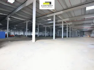 Pronájem skladu, Lovosice, 8330 m2