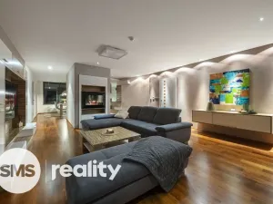 Pronájem atypického bytu, Brno - Štýřice, Pražákova, 332 m2