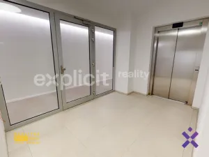 Pronájem bytu 1+kk, Zlín, Lorencova, 22 m2