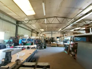 Pronájem skladu, Tachlovice, 1050 m2