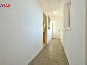 Pronájem bytu 3+1, Nová Paka, Masarykovo náměstí, 93 m2