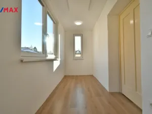 Pronájem bytu 3+1, Nová Paka, Masarykovo náměstí, 93 m2