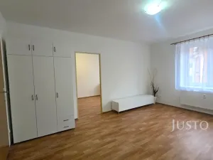 Pronájem bytu 2+1, Písek, Budějovická, 53 m2