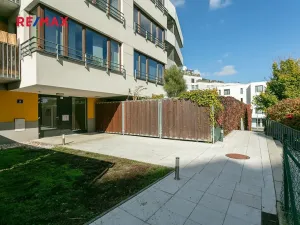 Pronájem bytu 3+kk, Praha - Hlubočepy, Devonská, 64 m2